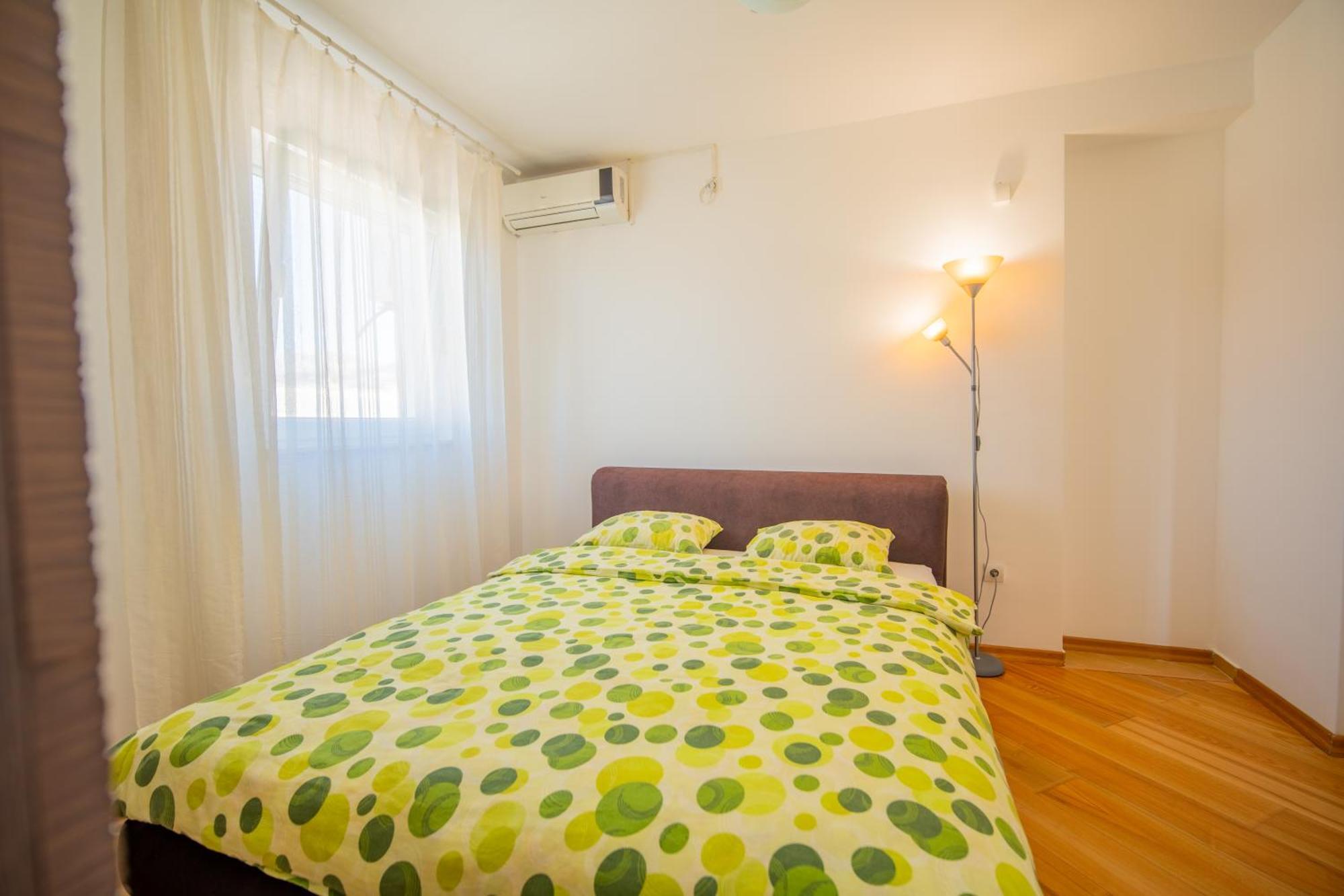 Apartman Centar Тиват Экстерьер фото
