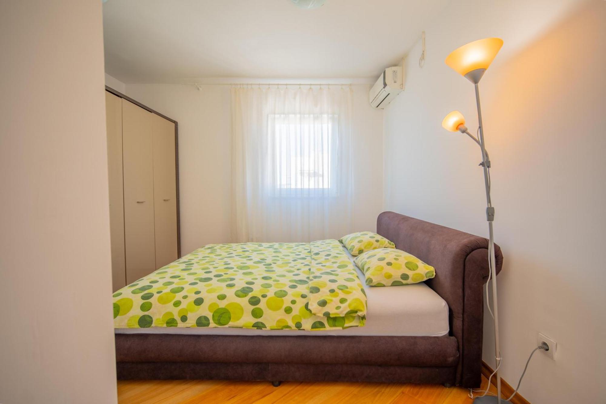 Apartman Centar Тиват Экстерьер фото